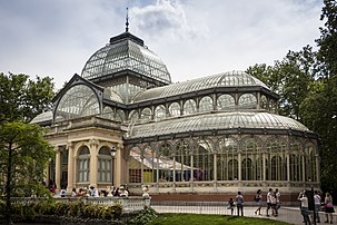 Le palais de cristal, dans le parc du Retiro, à Madrid. (définition réelle 5 184 × 3 456)