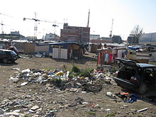 Romani camp, Naples, 2012, situated next to the harbour. Roma-siedlung neben dem hafen in neapel.JPG