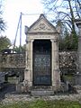 Tomb of the Picard-Hauser family.