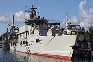 Type 062-class gunboat, October 2014-1.jpg