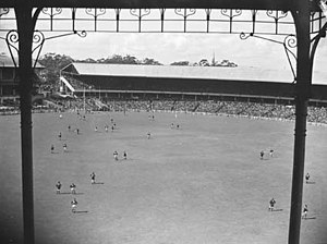 VFL Grand Final in 1945 at the MCG.jpg