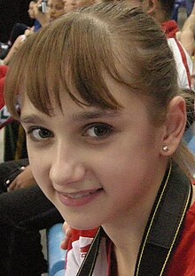 Viktoria Komova1.jpg