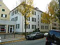 Gartenheimsiedlung Trachau II: Häuserzeile und Laden in Ecklage, angelegt über L-förmigem Grundriss (Einzeldenkmal zu ID-Nr 09217350)
