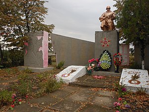 Братська могила загиблих у роки Другої Світової війни