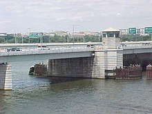 The Arland D. Williams Jr. Memorial Bridge as seen from a Yellow Line train on the Washington Metro (Charles R. Fenwick Bridge). 14th Street Bridge Complex 1.jpg