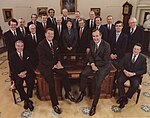 Gruppfoto med kabinettet i Ovala rummet den 4 februari 1981.
