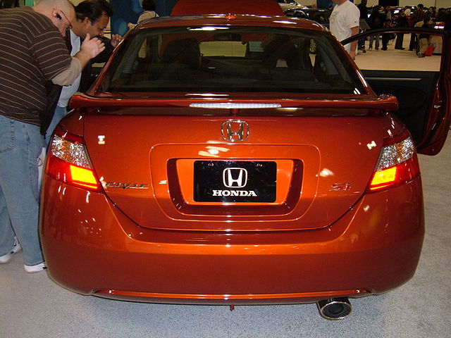 File2009 orange Honda Civic SI coupe rear