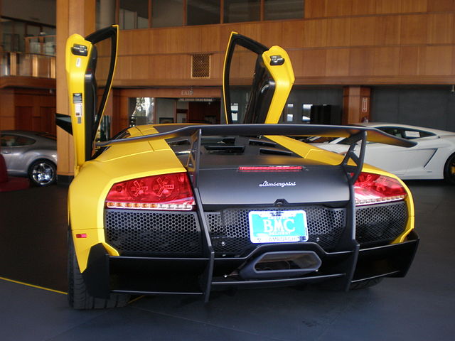 File2010 yellow Lamborghini Murci lago SuperVeloce rear