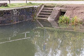 Treppe und Einlaufbauwerk am Oberhaupt