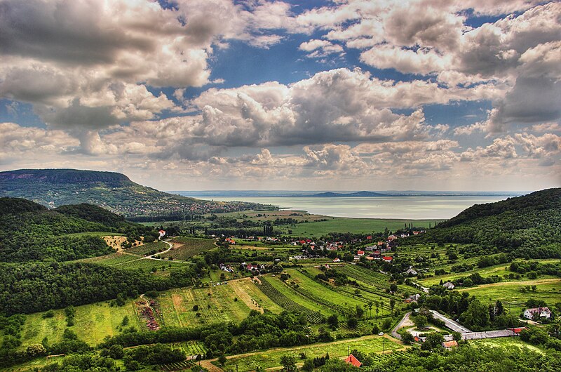 파일:Balaton Hungary Landscape.jpg