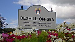 Граничен знак за град Bexhill, Bexhill Road.jpg