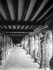 Le cloitre de la cathédrale Saint-Pierre de Beauvais.