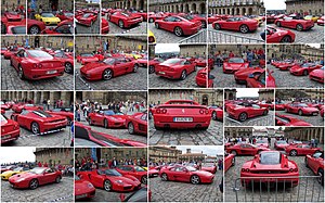 Concentración de Ferraris na Praza do Obradoiro