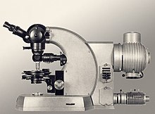 Microscopio a fluorescenza (Carl Zeiss, Goettingen, 1965 circa)