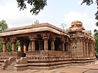 Jain Narayana temple1 at Pattadakal.jpg