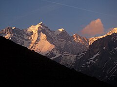 [9] Jungfrau von Westen