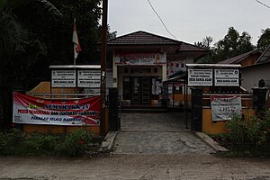 Kantor kepala desa (pembakal) Banua Asam