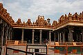 Нанджагуд, Шрикантешвара Гыйбадәтханәсендә сала манаралар белән зур баганалы мантапа