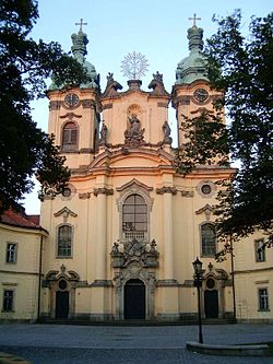 St. هدویگ زیلزیا's church