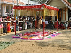 Nalukulangara pooram.jpg