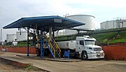 Miniatuur voor Bestand:Piracicaba 10 2008 186 Ethanol distribution with cistern trucks.jpg