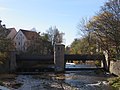 Neumühlenwehr, Walzenwehr: Stauwehranlage im Chemnitzfluss, Teile der Uferbefestigung der Chemnitz zwischen Hauboldstraße und Fabrikstraße sowie Fußgängerbrücke über die Chemnitz an der Hauboldstraße (nahe Müllerstraße)