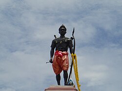 Statuo de Sri Indraditya, la unua reĝo de Sukhothai Kingdom kaj Tajlando