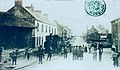 L'arrivée du tramway à Étel vers 1906 (carte postale).