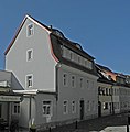 Wohnhaus in halboffener Bebauung