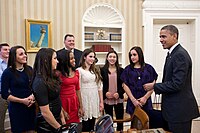 US-Präsident Obama empfängt die US-Mannschaft vordere Reihe von links: Alexandra Raisman, Gabrielle Douglas, McKayla Maroney, Kyla Ross, Jordyn Wieber