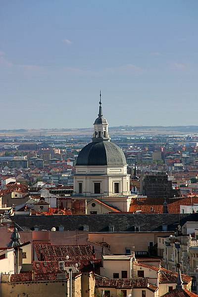 File:Colegiata de San Isidro (Madrid) 04.jpg