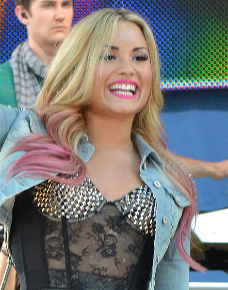 Ficheiro:Demi Lovato 7, 2012.jpg