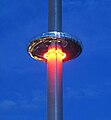 BA i360 iltavalaistuksessa avajaispäivänä.