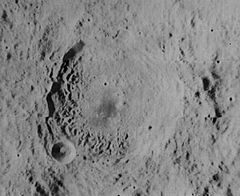 Langemak crater 1136 med.jpg