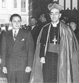 Сантамария с архиепископом Аделаиды. 1943