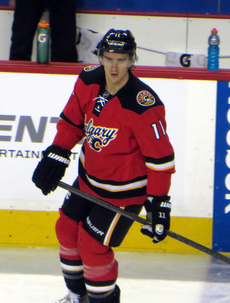 Mikael Backlund v dresu Flames (2014)