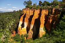 Ockerfelsen in Roussillon