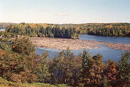 Rivière Saint-Maurice, flottage du bois, (anciennement Saint-Jean-des-Piles) Shawinigan 1994