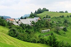 pogled na Selo nad Polhovim Gradcem