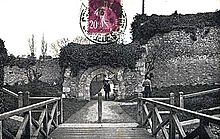 Carte postale représentant la tour de Brie au début du XXe siècle.