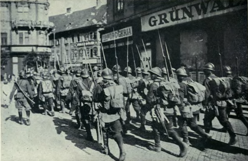 Fişier: Tropas - rumanas - ocupan -Budapesta- 1919 - outlawsdiary02tormuoft.png