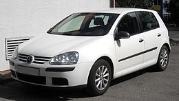 VW Golf V front 20090804.jpg