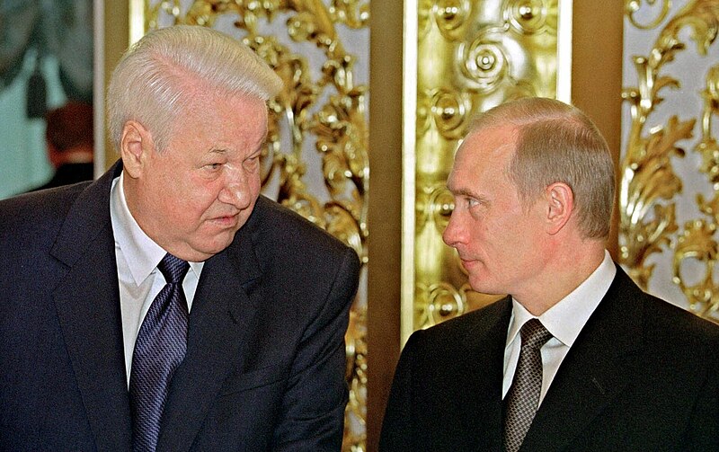 Fil:Vladimir Putin 12 June 2001-2.jpg