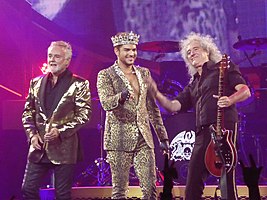 AdamLambert-Queen 7-1-14 SJ.jpg