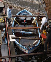 Un dinghy traditionnel néerlandais à rames.