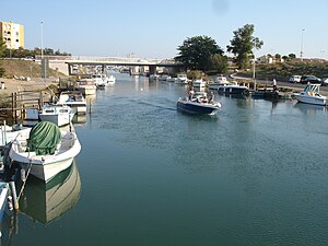 Carnon, le canal.