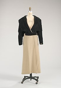 Evening coat by Jeanne Lanvin made of wool and fur, 1932.