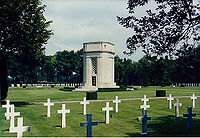 Ensimmäisessä maailmansodassa kaatuneiden amerikkalaisten sotilaiden muistomerkki Waregemin hautausmaalla.