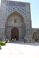 Vue de la mosquée Kok Gumbaz, côté Est.