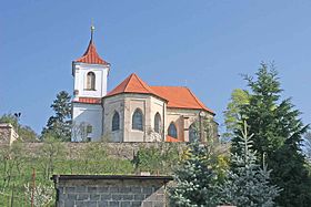 Kostel svatého Apolináře v Sadské